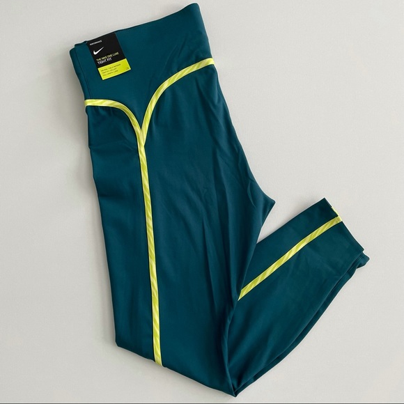 Nike One Luxe Icon Clash Women's Mid-rise 7/8 Leggings Size 1X - Picture 2 of 15